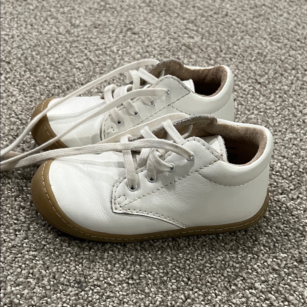 FootMates White and Tan Baby Walker Shoes